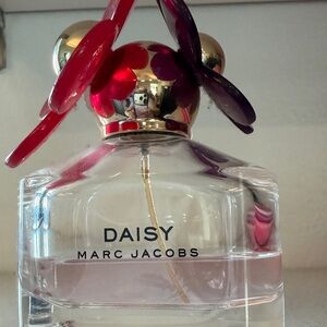 Marc Jacobs Daisy Sorbet DISCONTINUED 1.7 oz bottle estimated 40% remaining